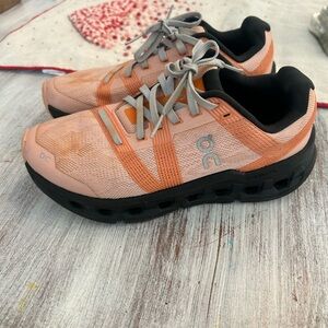 On Running Cloud 5 Sneakers Women’s 6.5 Pink Coral Athletic Shoes